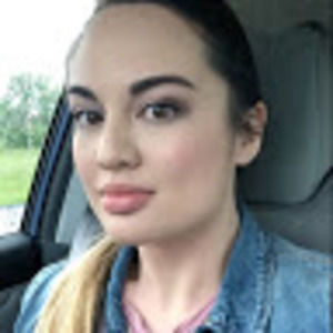 Meet your Posher, Allyzandrea